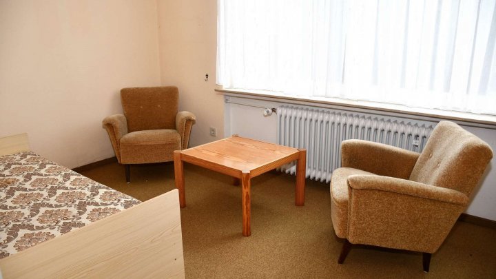 RESERVIERT! Gepflegte Doppelhaushälfte mit großzügigem Raumangebot in ruhiger Stadtrandlage!