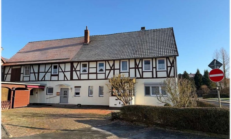 Großes Haus mit viel Potenzial – ideal für Handwerker!