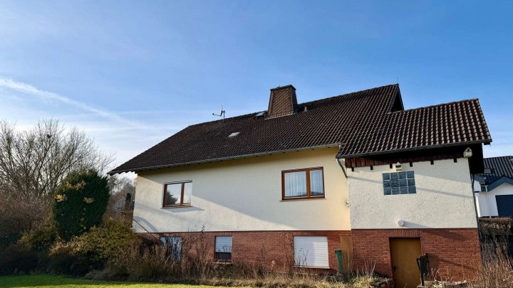 Attraktive Preisanpassung – Großzügiges Familienhaus in ruhiger Wohnlage von Vöhl!