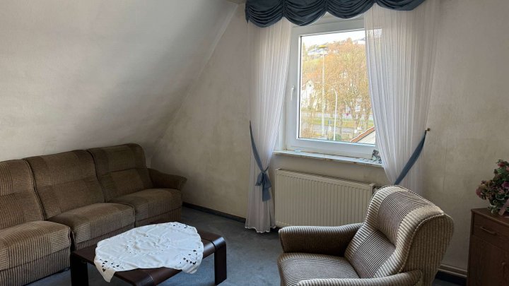 Jetzt mit angepasstem Angebotspreis:  Schön gelegenes Einfamilienhaus nahe Bad Wildungen!