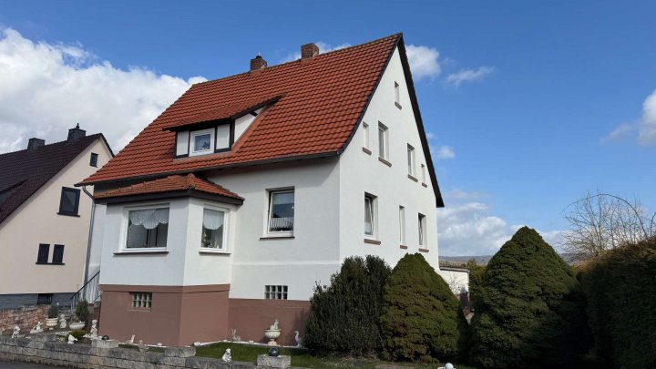 Jetzt mit angepasstem Angebotspreis:  Schön gelegenes Einfamilienhaus nahe Bad Wildungen!