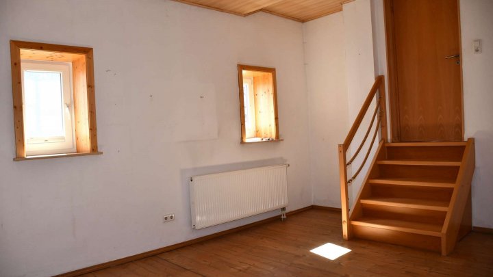 Ehemalige Hofstelle mit Holzrechten – Leben und Raum für Ideen!