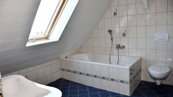 Ehemalige Hofstelle mit Holzrechten – Leben und Raum für Ideen!