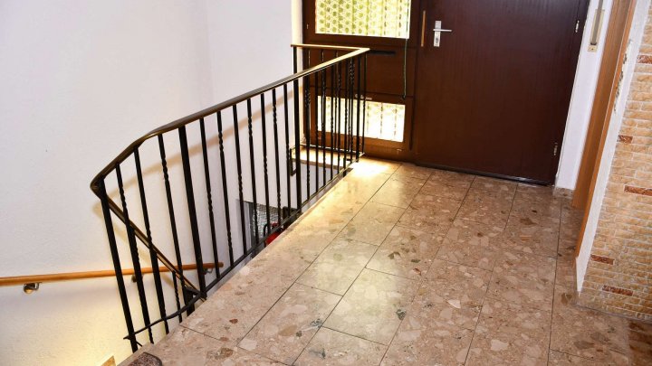 Neuer Angebotspreis! Freistehendes Einfamilienhaus in naturnaher Lage!