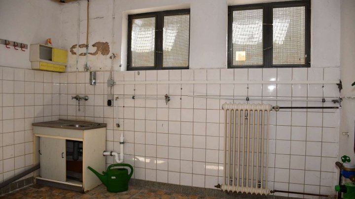 Neuer Angebotspreis! Freistehendes Einfamilienhaus in naturnaher Lage!