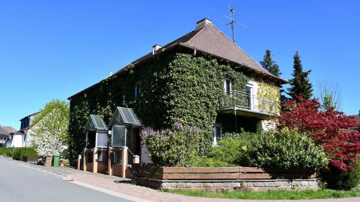 Ein Haus voller Möglichkeiten – jetzt mit attraktivem Kaufpreis!