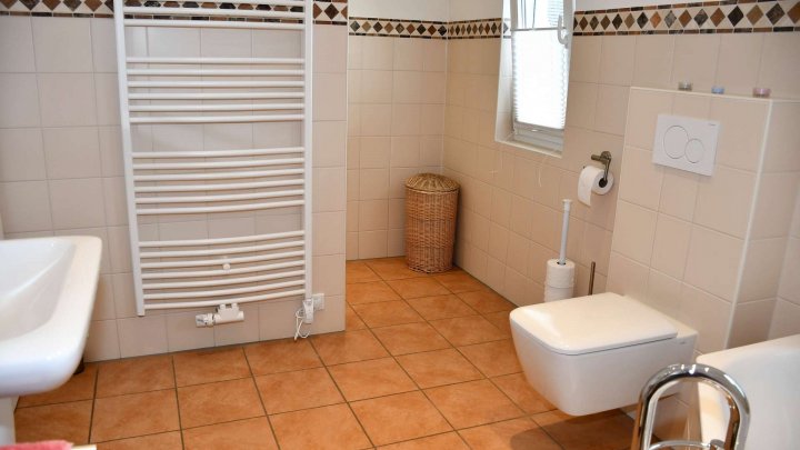 RESERVIERT! Charmantes Fachwerkhaus mit moderner Technik und Garten!