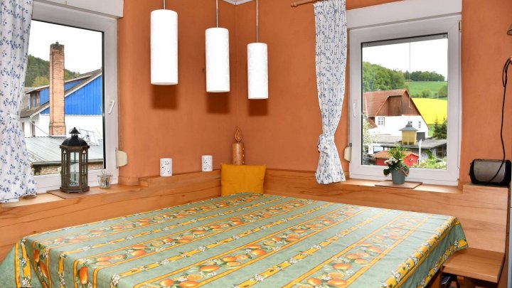 RESERVIERT! Charmantes Fachwerkhaus mit moderner Technik und Garten!