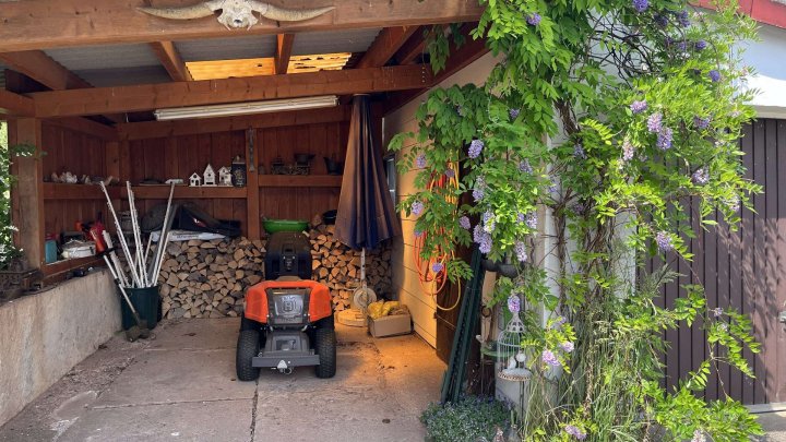 Einzigartiger Landsitz in traumhafter Alleinlage – jetzt preislich neu positioniert!