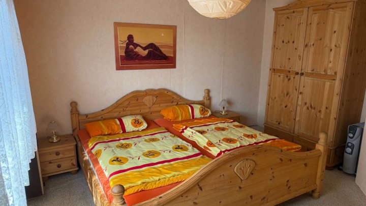 Neue Kaufchance: Ferienhaus mit großem Grundstück nahe dem Edersee!