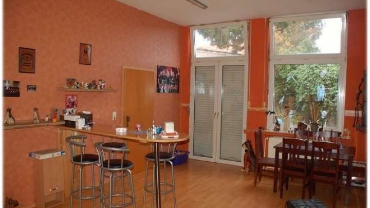 Großzügige Eigentumswohnung mit Garten und hoher Privatsphäre nahe Korbach!