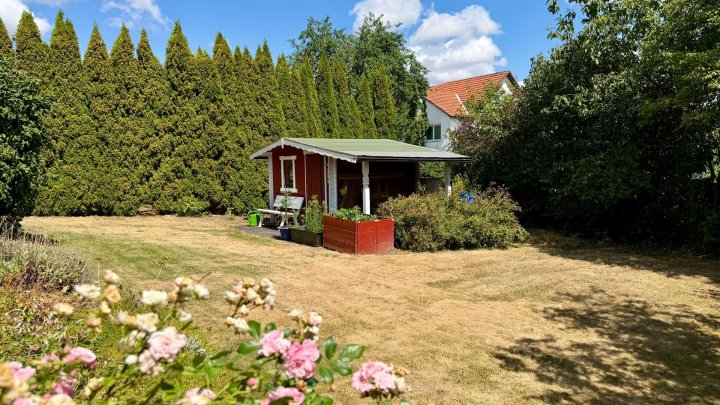 RESERVIERT! Wohnen nahe dem Edersee: Gepflegtes FingerHaus mit PV-Anlage, Speicher und Wallbox!