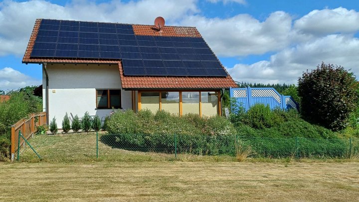 RESERVIERT! Wohnen nahe dem Edersee: Gepflegtes FingerHaus mit PV-Anlage, Speicher und Wallbox!