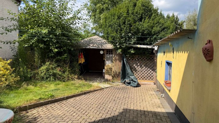Ehemalige Dorfschule mit Geschichte und vielfältigen Nutzungsmöglichkeiten!