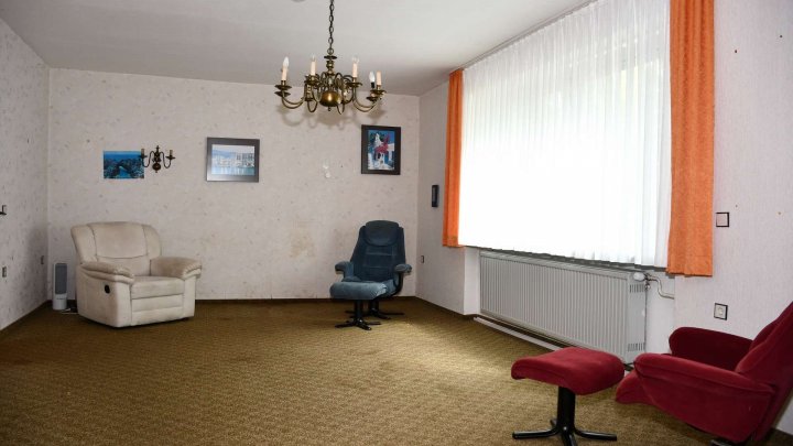 Ehemalige Dorfschule mit Geschichte und vielfältigen Nutzungsmöglichkeiten!