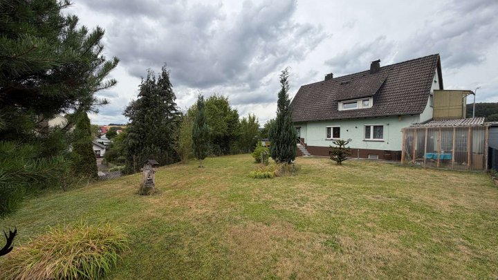 Platz für die Familie oder zwei Generationen unter einem Dach!