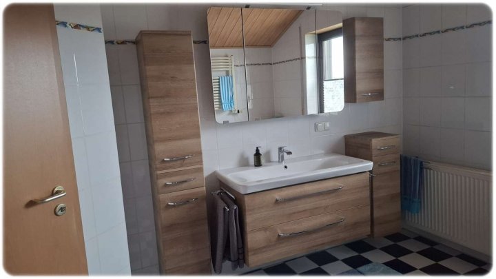 Attraktive Maisonettewohnung in ruhiger, familienfreundlicher und schulnaher Lage!