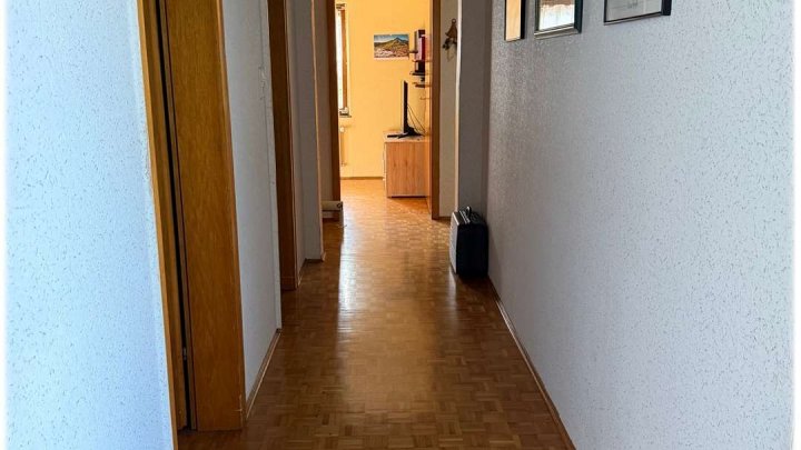 Großzügiger Winkelbungalow mit Panoramaterrasse auf außergewöhnlichem 3.793 m² Grundstück!