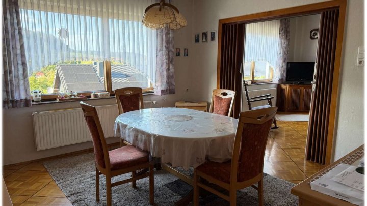 Großzügiger Winkelbungalow mit Panoramaterrasse auf außergewöhnlichem 3.793 m² Grundstück!