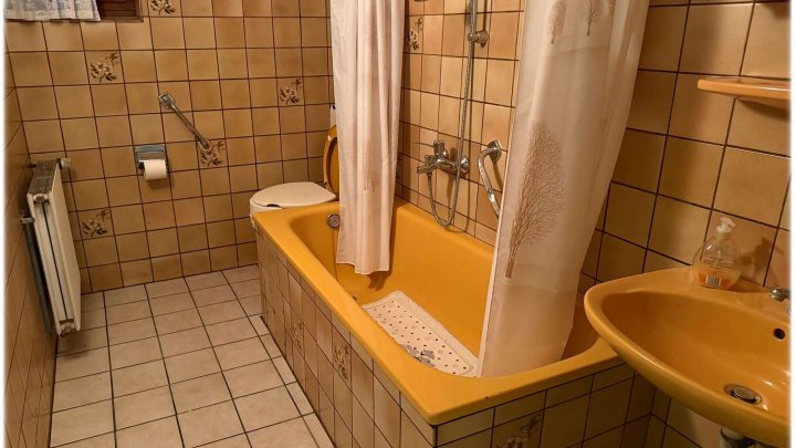 Großzügiger Winkelbungalow mit Panoramaterrasse auf außergewöhnlichem 3.793 m² Grundstück!