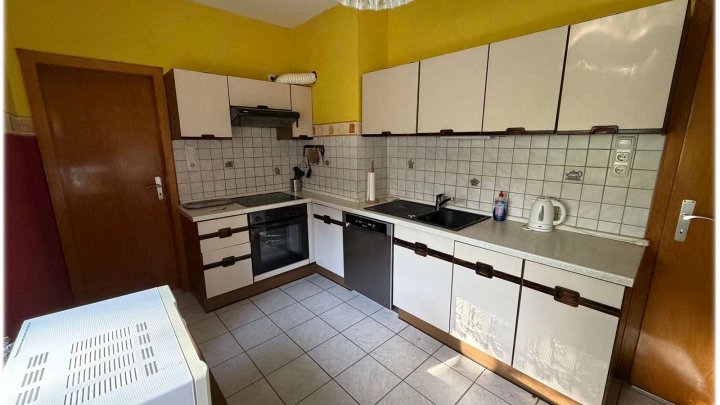 Großzügiger Winkelbungalow mit Panoramaterrasse auf außergewöhnlichem 3.793 m² Grundstück!